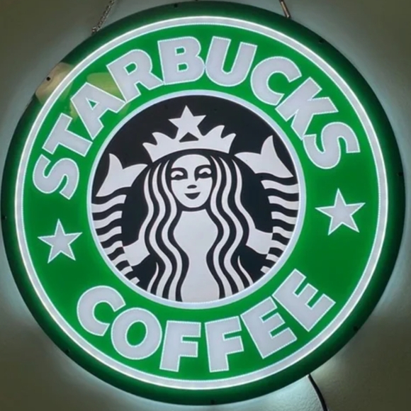 JOIN ME FOR A STARBUCKS LIVE POSH SHOW WITH A FREE GIVEAWAY 1/23 - Picture 1 of 5